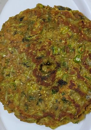 A picture of Millet flour thalipeeth.