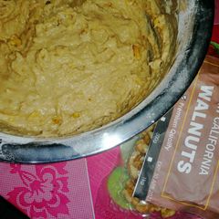 A picture of Banana Walnuts Muffins.