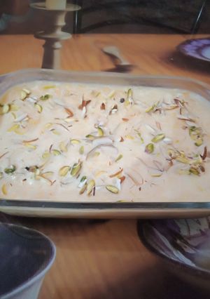 A picture of Rabdi mango cake.