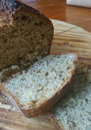 Una foto de Budín integral de mandarina y amapola sin azúcar