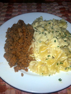 A picture of Mac and cheese pasta.