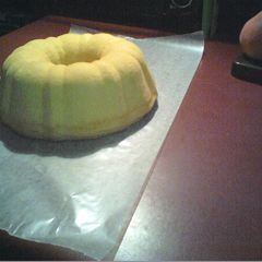 A picture of pound cake.