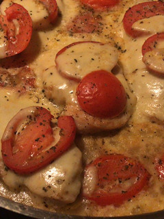 Caprese csirkemell recept fotója