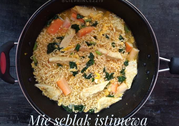 Mie seblak istimewa