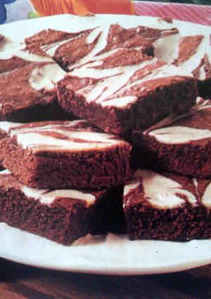 A picture of One Bowl Cream Cheese Brownies.