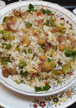 A picture of Kabuli Chana or Chickpeas Pulao.