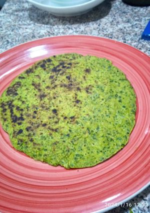 Une photo de Crêpes aux épinards et farine de pois chiches