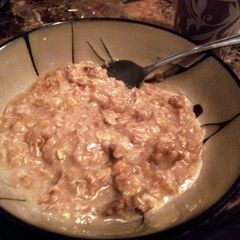 A picture of You're Gonna Love Me Oatmeal.