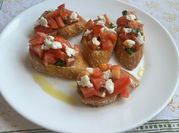 Una foto de pinchos de italia