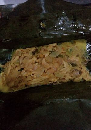 Foto resep Pepes ayam suwir kuning