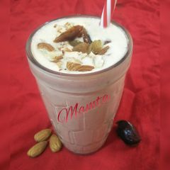 A picture of Dates and Nuts milk shake.