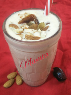 A picture of Dates and Nuts milk shake.