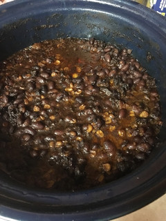A picture of Uncle Dad’s Roast Broth Chili.