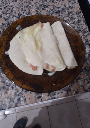 Una foto de Tacos de jamón y queso