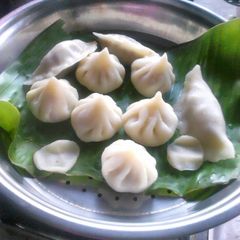 A picture of Modak.