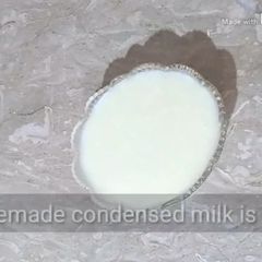 A picture of Homemade condensed milk.