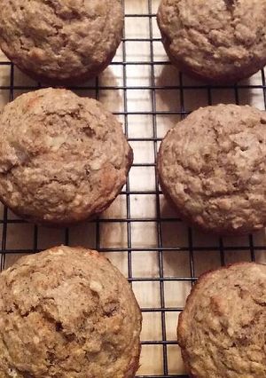 A picture of Banana Oat Muffins.