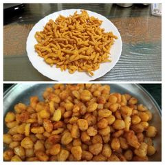 A picture of Besan Sev and salty masala corn.