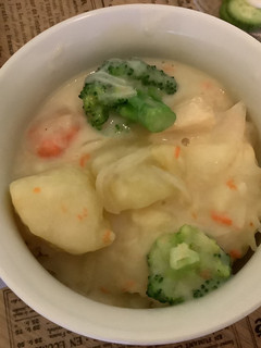 A picture of White cream sauce (gluten free : use rice flour).