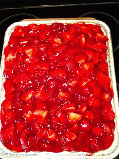A picture of Strawberry Delight Cake.
