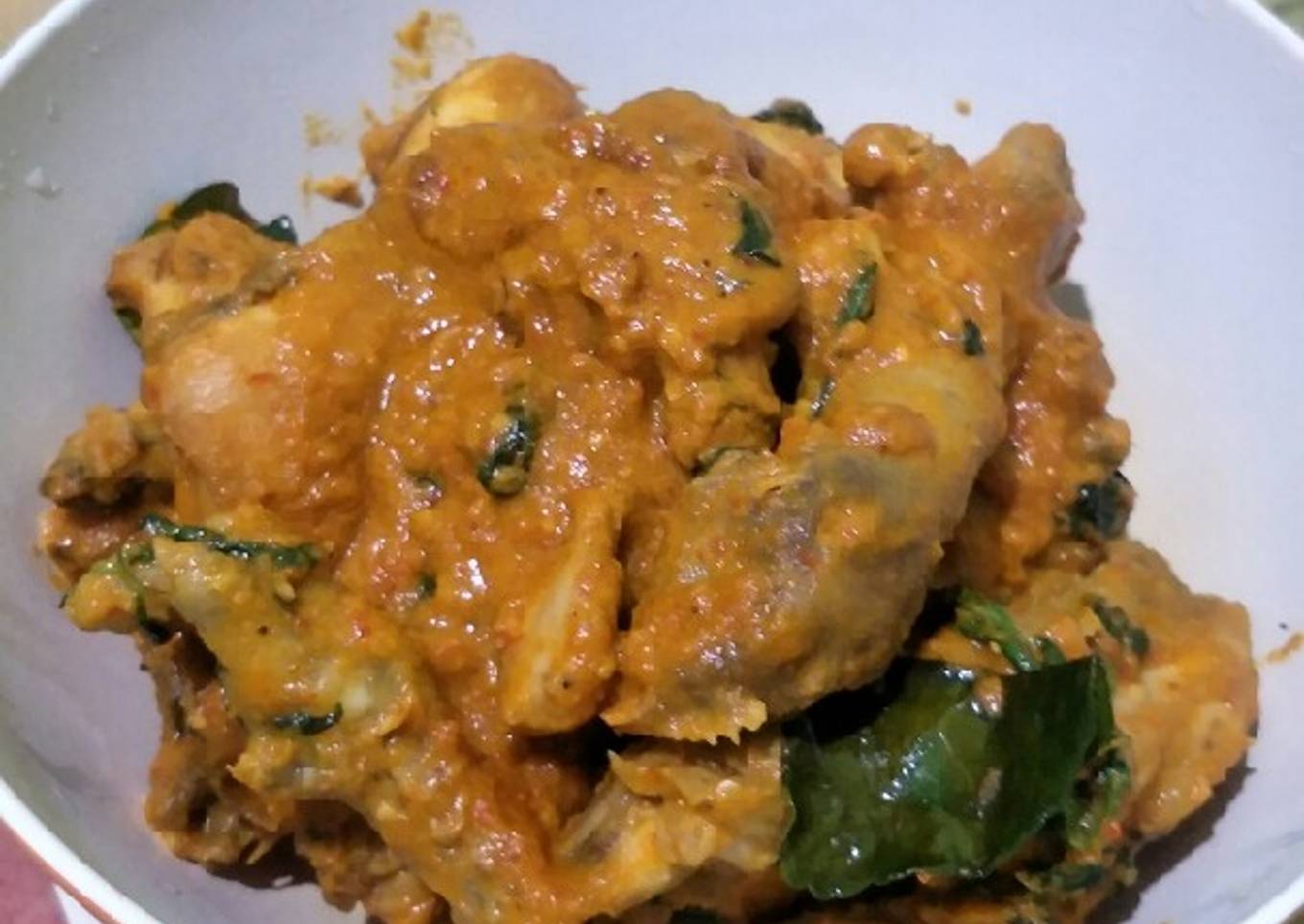 Ayam rica rica daun kemangi