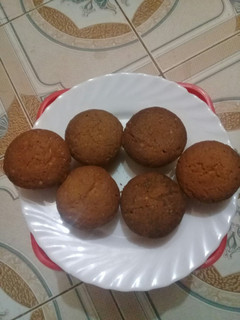 A picture of Fruity cup cakes#authormarathon.