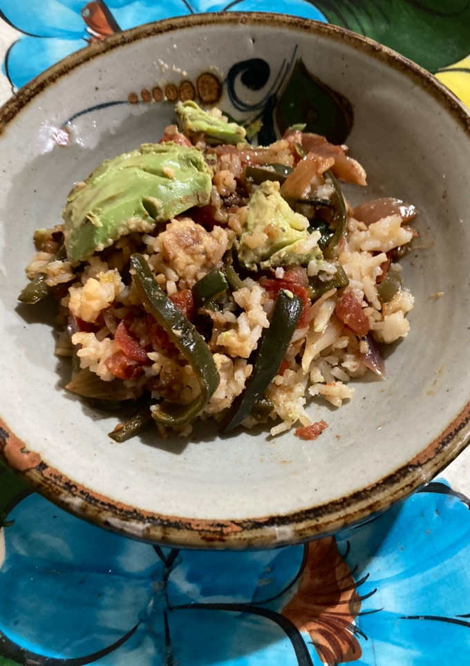Una foto de Arroz con vegetales a la Mexicana