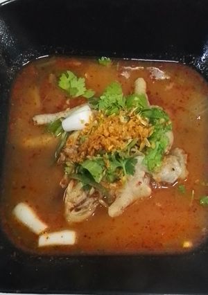 รูปของ ต้มยำวุ้นเส้นตีนไก่