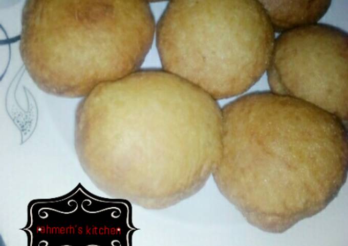 Step-by-Step Guide to Prepare Delicious Filled doughnut