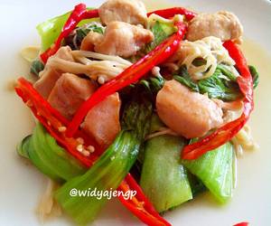 Praktis Membuat Tumis Pokcoy Ayam Jamur Paling Enak Praktis Membuat Tumis Pokcoy Ayam Jamur Paling Enak