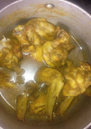 A picture of Chicken peppersoup.