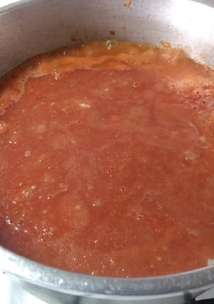 Una foto de Salsa de tomate natural