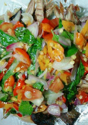 Foto resep Tongkol Suwir Sambal Matah #aladebby