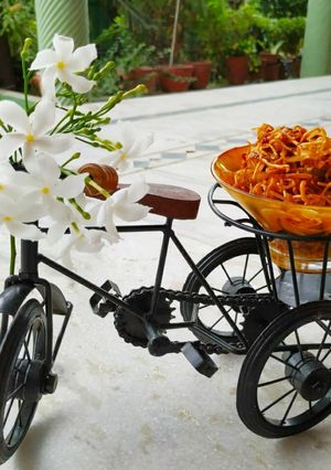 चाइनीज भेल (Chinese bhel recipe in Hindi) रेसिपी मुख्य फोटो