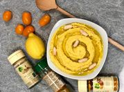 Une photo de houmous haricot blanc