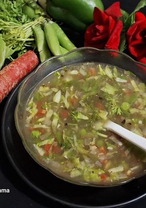 A picture of Vegetable stock.