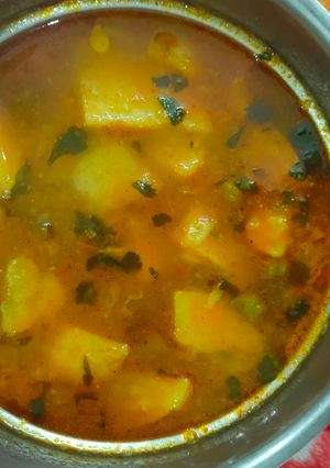 A picture of Hare choliya ki sabzi.