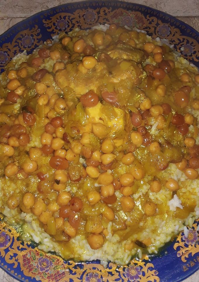 صورة لوصفة رز مفور بالبصل او الزبيب