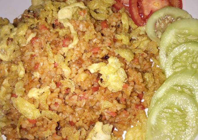 Resep Nasi goreng sosis oleh Vina Septiana - Cookpad