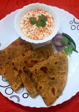 গুজরাটি মেথি থেপলা (Gujarati methi thepla recipe in Bengali) রেসিপির প্রধান ছবি