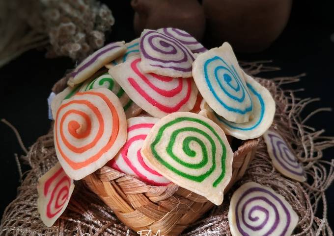 Resep Kuping Gajah Rainbow yang Enak Banget