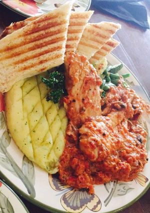 A picture of Garlic Basil Chicken.