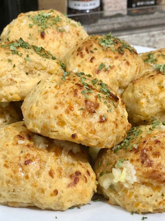 Sajtos pogacsa fokhagymás vajjal(Red Lobster Cheddar Bay Biscuits) recept fotója