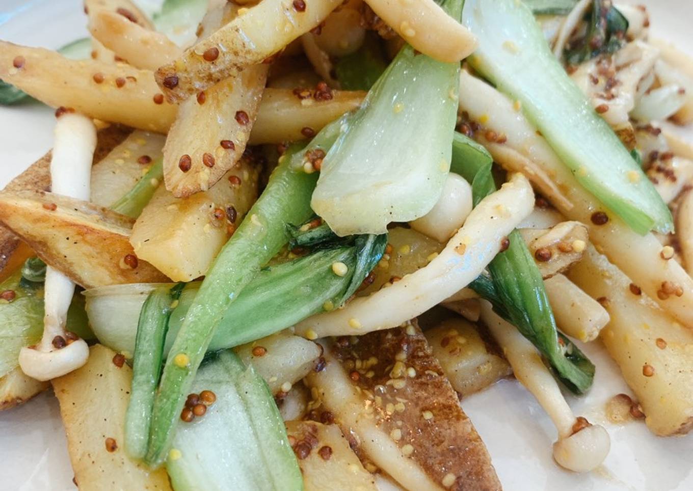 Potato, mushroom and bok-choy sauté with mustard sauce