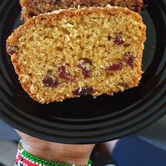 A picture of Delish Orange Cranberry Pound Cake.