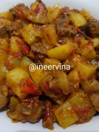 Langkah Mudah untuk Menyiapkan Resep Sambal goreng kentang ati ayam yang Enak Banget Anti Ribet, Mantap