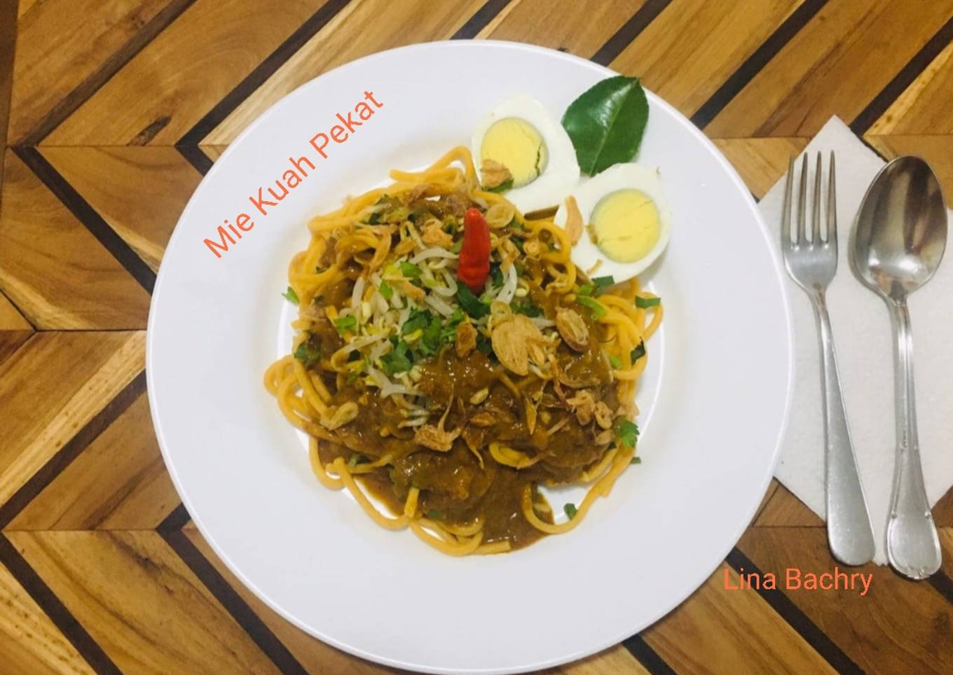 Mie Kuah Pekat