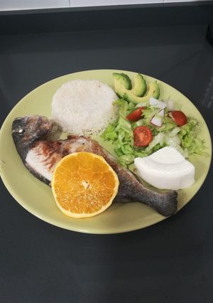 Una foto de Dorada a la plancha
