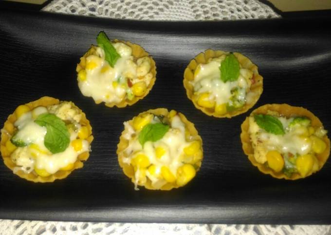 Cheesy Corn Canapés