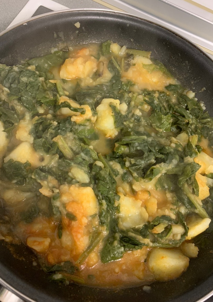 Una foto de Acelgas rehogadas con patatas